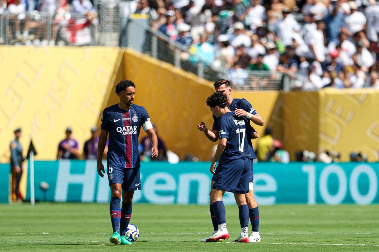 包含皇家马德里冲刺阶段外线爆发，志在德国杯名次提升，管理层满意，赛季目标并未改变的词条